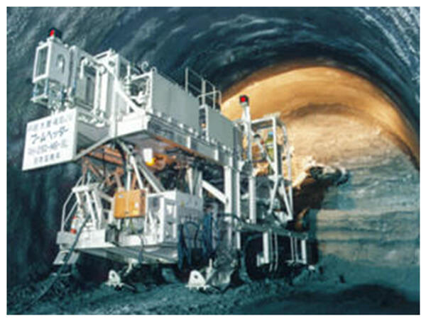 excavator2_01.jpg